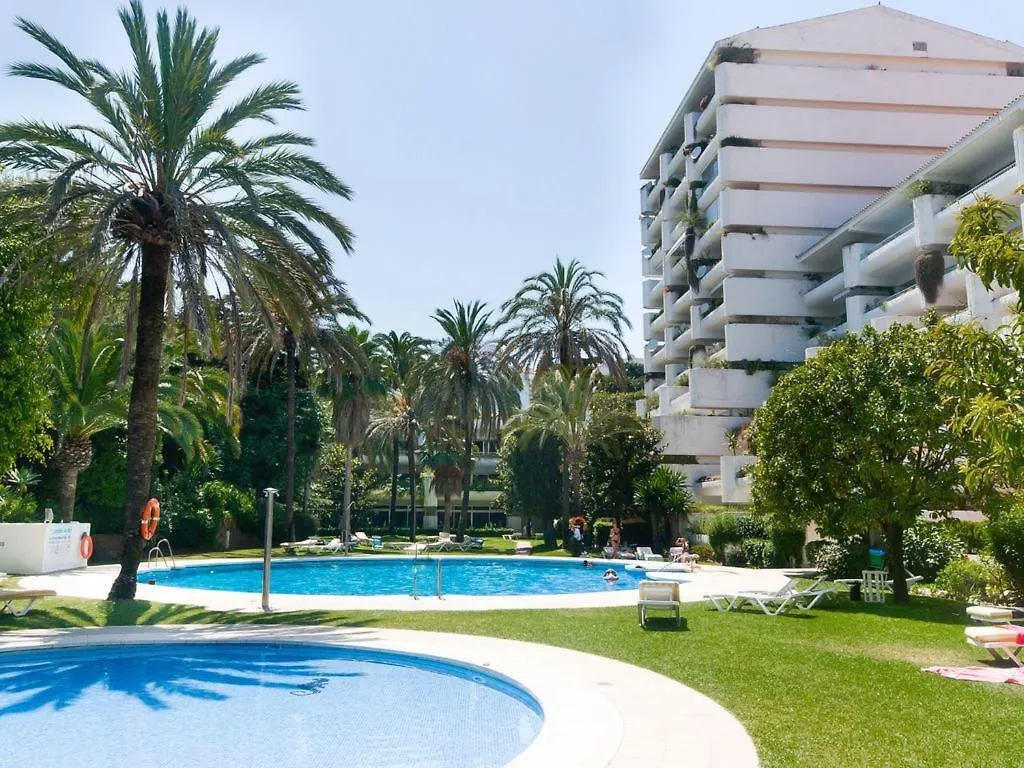 Escapada Perfecta En Marbella Terraza, Piscina Parking Y Sol Apartment 0*,  Spain