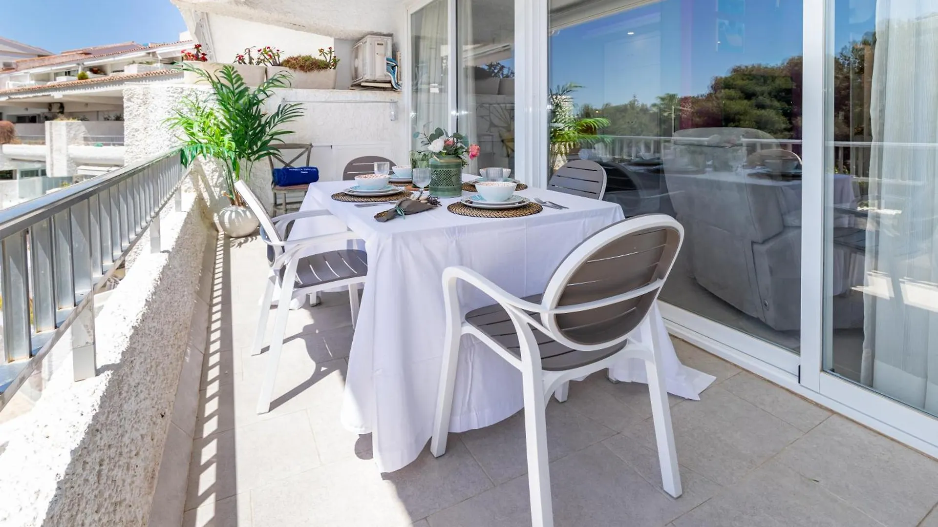 Escapada Perfecta En Marbella Terraza, Piscina Parking Y Sol Apartment 0*,  Spain